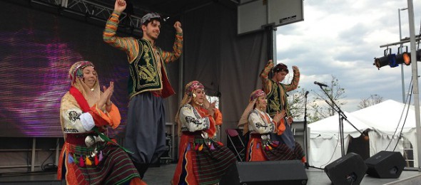 Turkish folklore performers on stage